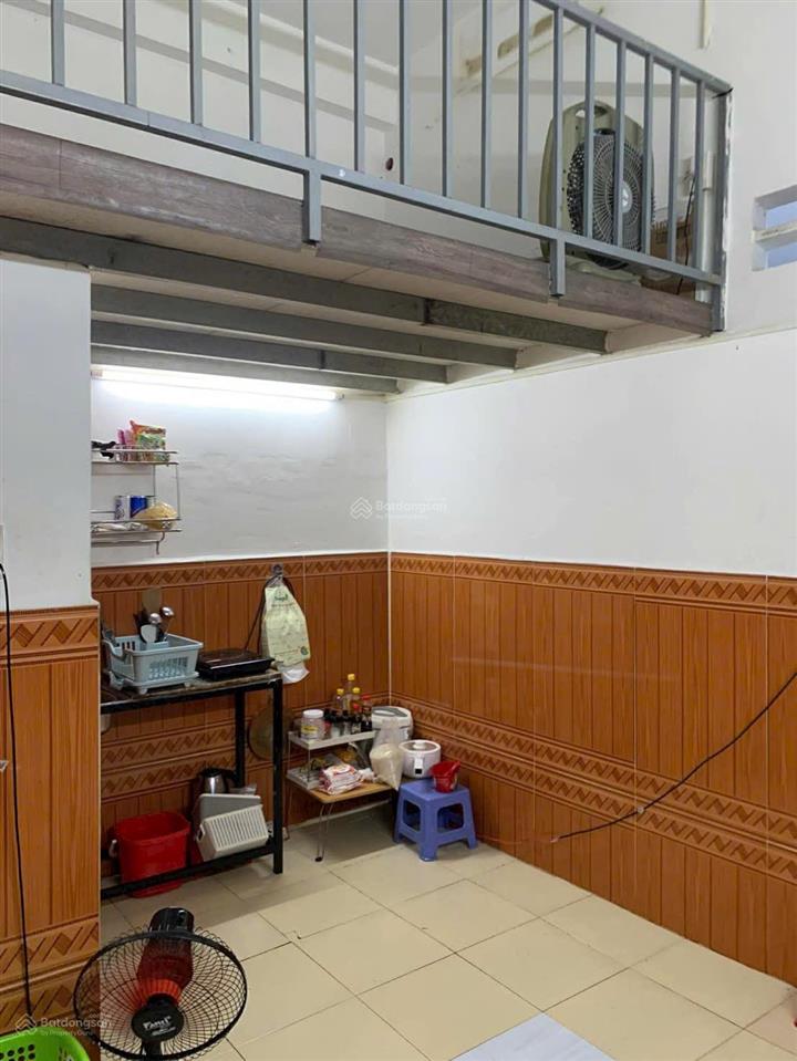 Cho thuê nhà trọ 25m2, gicho thuê nhà trọ 25m2, giá 2,9 triệu tại lạc long quân, p10, tân bình, hcm