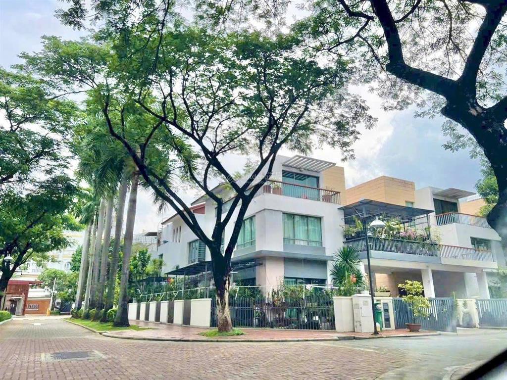 Hot! bán biệt thự nguyễn ư dĩ p.thảo điền quận 2 có hđt 80tr/tháng 10x21m dtcn 215m2. giá chỉ 51 tỷ