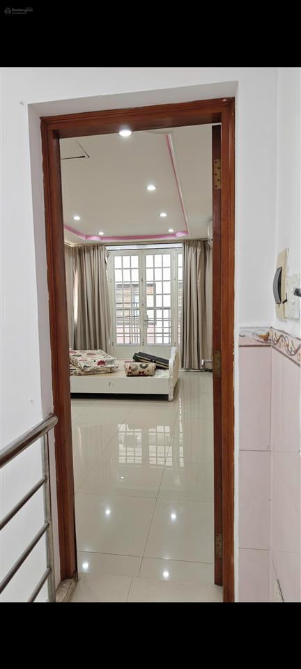 Bán gấp trong tuần nhà hẻm xe hơi cao thắng, q3, 4 tầng (3,2x9,5 m), 3pn, nội thất đầy đủ, chỉ 9 tỷ