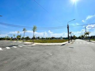 Mặt tiền kinh doanh đối diện chợ  chỉ còn vài lô cuối  đường 27m