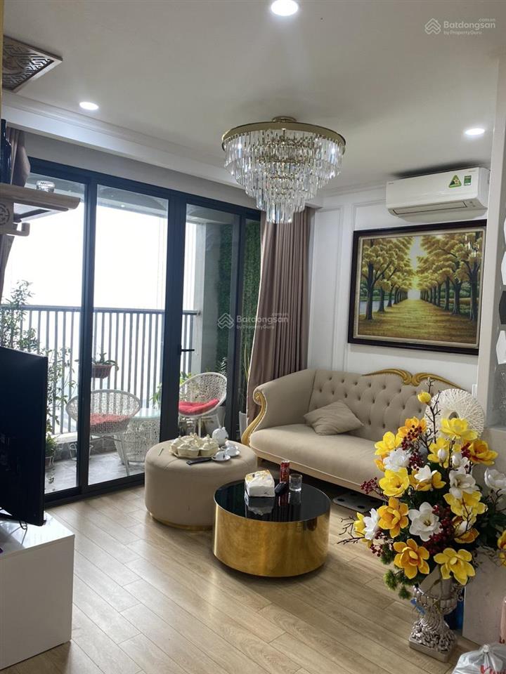 Tôi chính chủ cần bán căn 2pn  nhà full đồ giá 5.76 tỷ tòa cc rice city toà trung kđt tây linh đàm