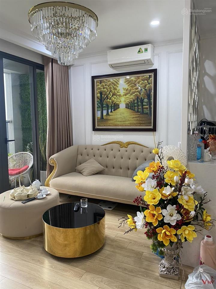 Tôi chính chủ cần bán căn 2pn  nhà full đồ giá 5.76 tỷ tòa cc rice city toà trung kđt tây linh đàm