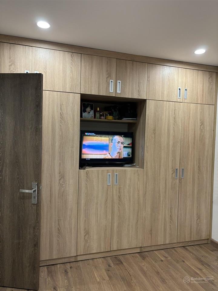 (căn mới giá tốt) bán gấp căn 2pn/2wc, dt 85m2 giá 7 tỷ tầng trung  view đông nam cc thông tấn xã
