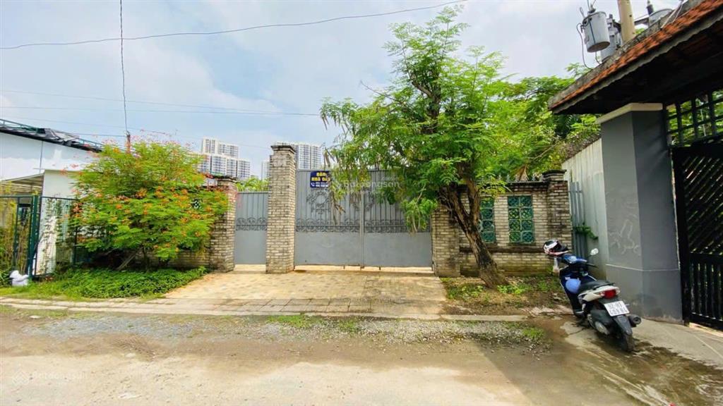 Đất lớn ven sông  ngay vinhome grand park  12x60m  nhà vườn nghĩ dưỡng giá chào 34,9 tỷ tl