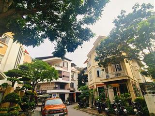 Hàng xóm khu biệt thự nhà giàu làng việt kiều, dân xây chắc chắn, ô tô đỗ, 65m2, mt 5m, 12.x tỷ