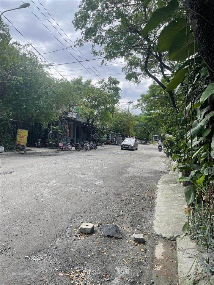 Bán mặt tiền 10m5 diện tích 80.5m2 giá nhỉnh 3.x tỷ tại trung tâm hoà khánh nam