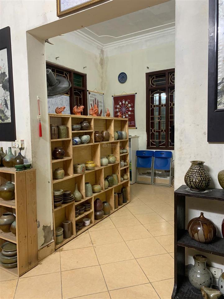 Bán nhà đất tại ngõ 462 đường bưởi, ba đình 140m2, 2 mặt thoáng, nhà 3t, 6pn, phù hợp để ở, đầu tư