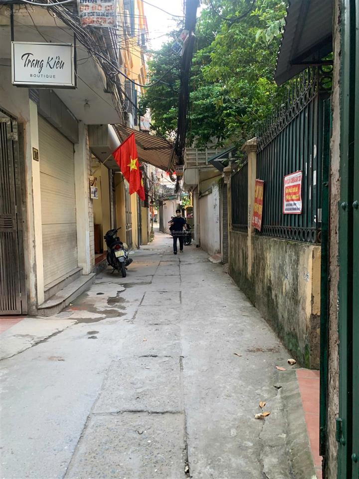 Bán nhà đất tại ngõ 462 đường bưởi, ba đình 140m2, 2 mặt thoáng, nhà 3t, 6pn, phù hợp để ở, đầu tư