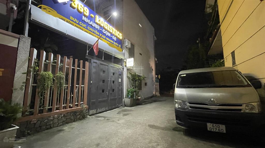 Bán nhà 3 tầng 149m2 hxh đường linh đông, thủ đức gần phạm văn đồng  shr hoàn công đủ chỉ 12,6 tỷ