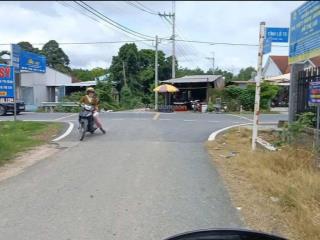 179 triệu / mét ngang (7.9tr/m2) bán đất góc 2 mặt tiền đỗ thị có, sát tỉnh lộ 15