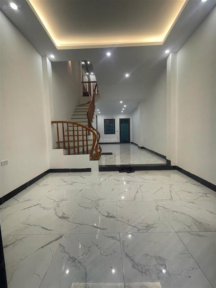 Ngõ cực rộng ô tô đỗ cửa 4t xây mới thoáng trước và sau