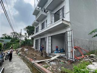 Siêu phẩm nhả 64m2 xây 4 tầng, ô tô đỗ cửa, full thổ cư, sân trước và sau.