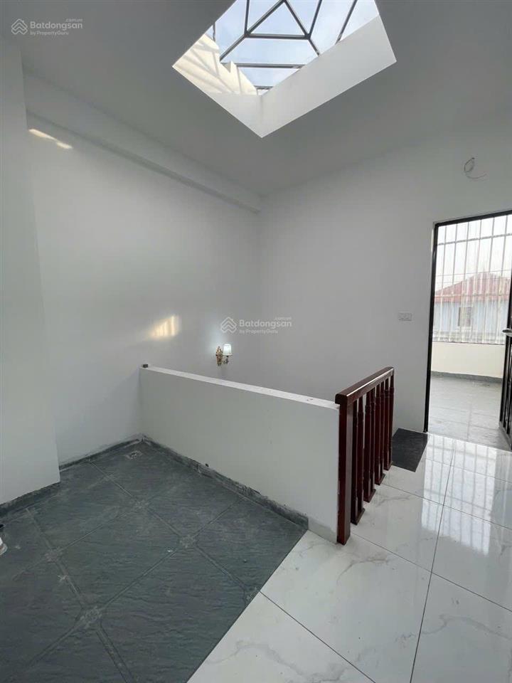 Chính chủ bán nhà xây đơn lập vân côn, ô tô đỗ cổng  4 tầng, 4 ngủ. giá 3,8 tỷ giáp đại lộ tl.