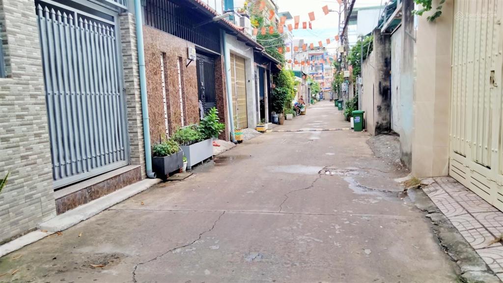 Hẻm xe hơi  3 tầng hoàn công  ngay gigamall phạm văn đồng  chợ hiệp bình  nhỉnh 6 tỷ tl