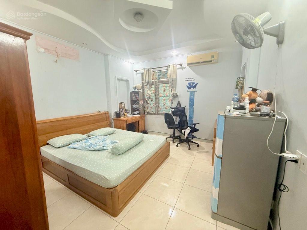 Hẻm xe hơi  3 tầng hoàn công  ngay gigamall phạm văn đồng  chợ hiệp bình  nhỉnh 6 tỷ tl