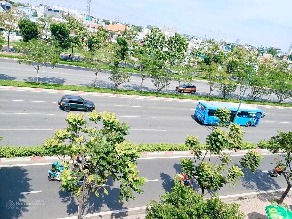 Mặt tiền phạm văn đồng, hiệp bình chánh  4 tầng, 88m2 ngang khủng 5.8m chỉ 13.5 tỷ tl