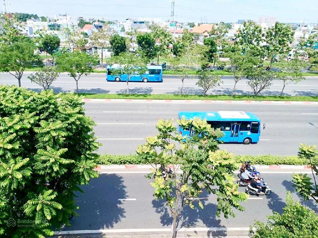 Mặt tiền phạm văn đồng, hiệp bình chánh  4 tầng, 88m2 ngang khủng 5.8m chỉ 13.5 tỷ tl