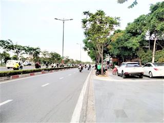 Mặt tiền phạm văn đồng, hiệp bình chánh  4 tầng, 88m2 ngang khủng 5.8m chỉ 13.5 tỷ tl