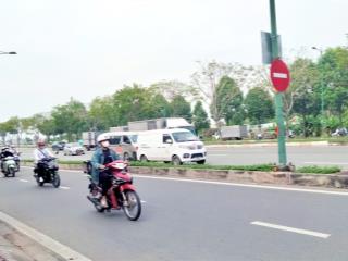 Phạm văn đồng  hẻm xe hơi 6m  hiệp bình chánh  dt 73m2  ngang 5.5m  chỉ hơn 6 tỷ