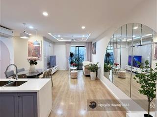 Giá thật, bán ch 90m2 3n  2wc, tòa star tower, full đồ đẹp, ban công mát, view đẹp, sổ đỏ, giá 6 t