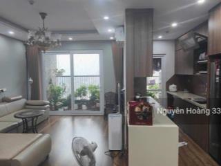 Chính chủ cần bán ch 3n  2wc tòa 349, ban công nam, full đồ, ae mg đẩy hồ có hh cao. sổ đỏ giá 9