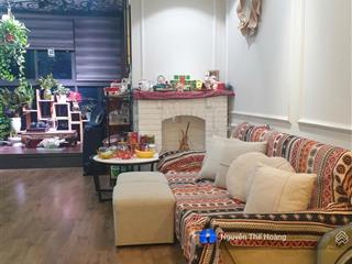 Giá chuẩn, bán ch 96m2 , 3n  2wc tòa vnt. tầng trung bc đông bắc, full đồ, sổ đỏ  0813 443 ***