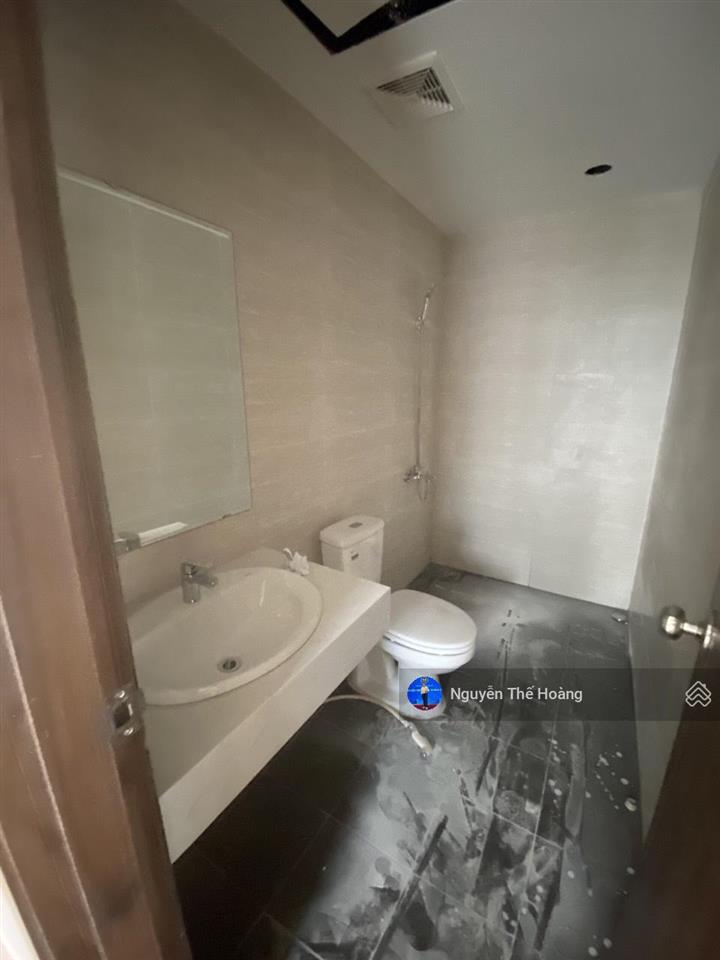 Giá thật, bán ch 4n  2wc 136m2 tòa mhd, tầng trung bc đông nam, full đồ đẹp, sổ đỏ. 0813 443 ***
