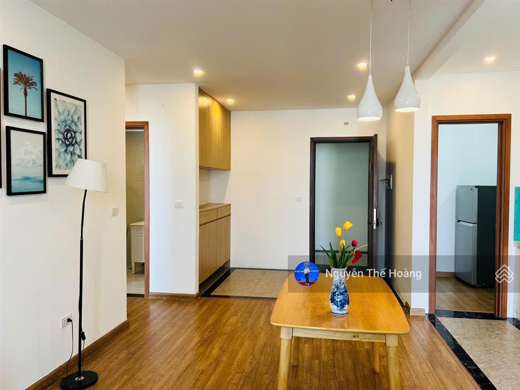 Chính chủ bán ch 75m2, 2n  2wc tòa terra. tầng trung bc thoáng, view đẹp. nhà sẵn đồ, giá 6 tỷ 4