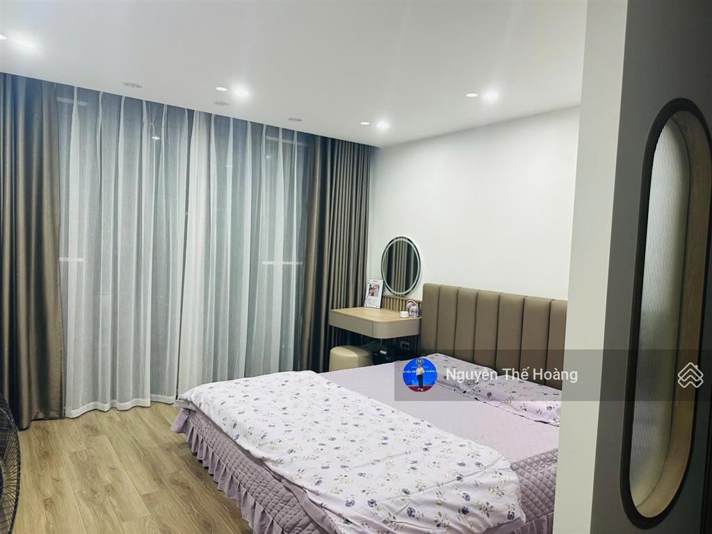 Giá thật, bán ch 3n  2wc, 85m2 tòa pandora. tầng trung bc thoáng mát, full nội thất, sổ đỏ, giá 7