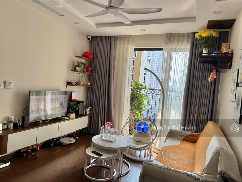 Giá thật, bán ch 2n  2wc 70m2 tòa riverside. tầng trung bc thoáng mát. full nội thất đẹp, sổ đỏ