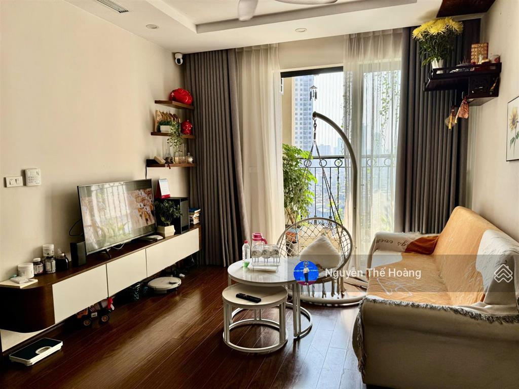 Giá thật, bán ch 2n  2wc 70m2 tòa riverside. tầng trung bc thoáng mát. full nội thất đẹp, sổ đỏ