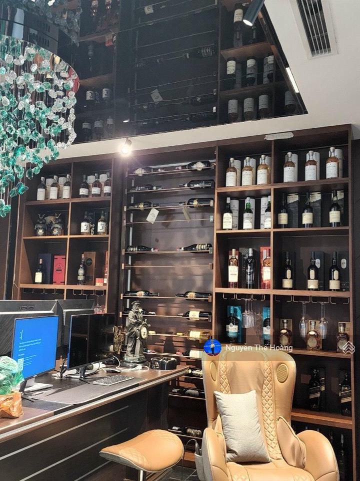 Bán căn penhouse cao cấp tòa kosmo tây hồ, nơi sống lí tưởng với full đồ cao cấp, view hồ tuyệt đẹp