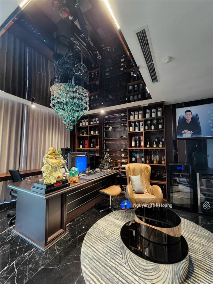 Bán căn penhouse cao cấp tòa kosmo tây hồ, nơi sống lí tưởng với full đồ cao cấp, view hồ tuyệt đẹp