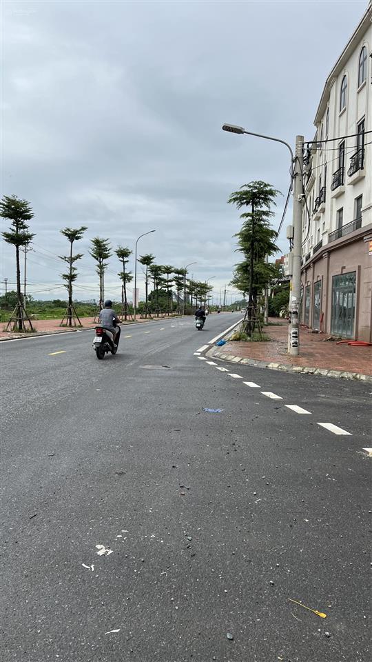 Siêu hời! căn xẻ khe 85m2, giá 14 tỉ, xây thô 4,5 tầng, sổ đỏ! tại sơn đồng center  hoài đức