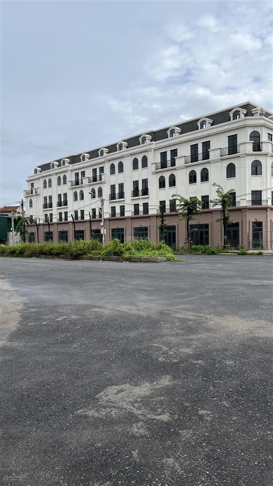 Siêu hời! căn xẻ khe 85m2, giá 14 tỉ, xây thô 4,5 tầng, sổ đỏ! tại sơn đồng center  hoài đức