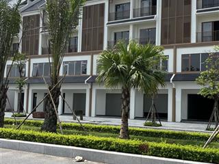 Bán liền kề 100m2, 5 tầng nhật bản,mặt đường 41m đại lộ bình minh,giá 31,5 tỉ, hinode royal park