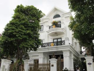 Biệt thự mặt hồ harmony  viên ngọc quý giữa lòng vinhomes riverside