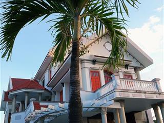 Cần tiền bán biệt thự nghỉ dưỡng 1000m2 gần biển mỹ quang nam  an chấn  tuy an  sân vườn rộng