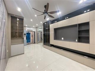 Bán nhà phố bồ đề long biên, dòng tiền 120 tr/tháng, lô góc, 8 tầng có thang máy.