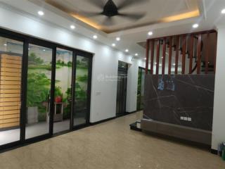 Bán nhà dân xây bồ đề, long biên, thang máy, ô tô vào nhà, ngõ thông  nhỉnh 17 tỷ