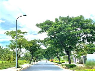 Siêu phẩm biệt thự fpt góc trực diện sông và hồ sinh thái  1112m2, lô đẹp nhất dự án