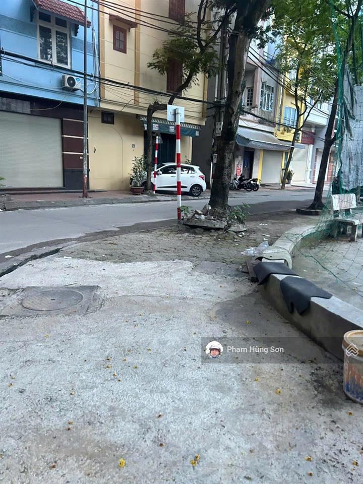 Siêu hiếm bán đất tại giải phóng  hoàng mai oto vào nhà 5.6 tỷ, 30m2 siêu hot