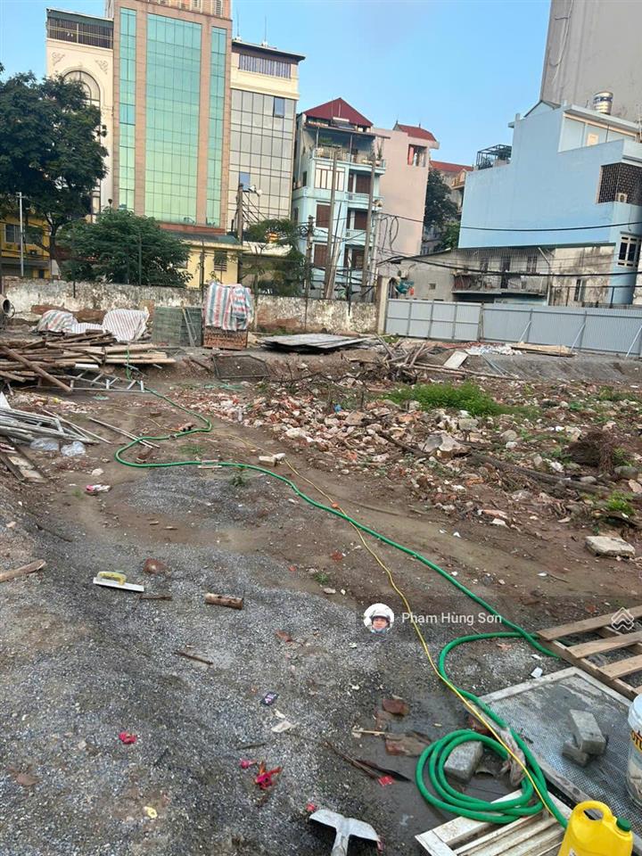 Siêu hiếm bán đất tại giải phóng  hoàng mai oto vào nhà 5.6 tỷ, 30m2 siêu hot