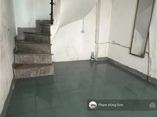 Ngõ nông, gần phố  nhà 2 tầng 1 lửng, dân xây tại giáp bát, hoàng mai 3,68 tỷ, 20m2