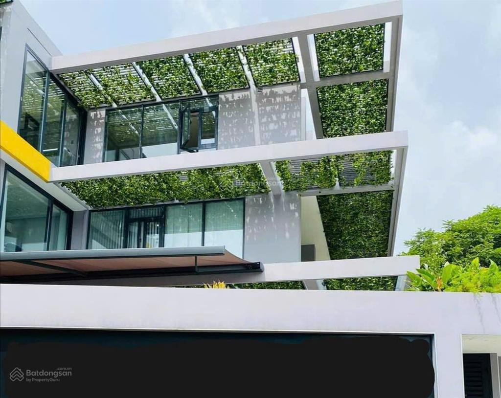 Biệt thự compound ngay trần não  quận 2  dt 10x20m  3 tầng  giá 35 tỷ