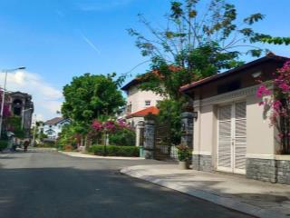 Giá 160tr/m2 villas thủ thiêmthạnh mỹ lợiq2dt 25x24m3 tầng