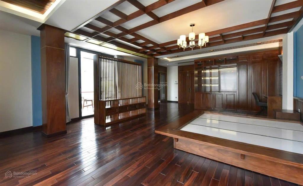 Giảm 5 tỷ bán gấp góc 2mt phú mỹ hưng  quận 7  dt 8x20m  giá 60 tỷ