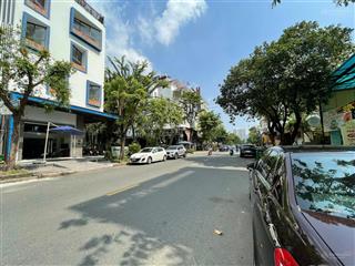 2 mặt tiền trước sau hà huy tập  q7  dt 8x22m  5 tầng  200tr/th  giá bán 60 tỷ