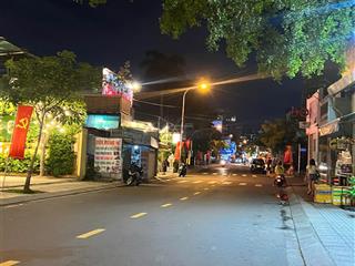 Bán đất 2 mt ngay xuân thủyq210x18mctxd hầm 7 tầnggiá 49 tỷ