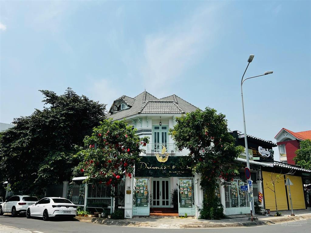 Biệt thự góc đường số 52,kdc văn minh,q2dt 10x18m3 tầnggiá 36 tỷ